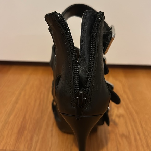 Steve Madden Black Leather Buckle Stilettos - Picture 7 of 9